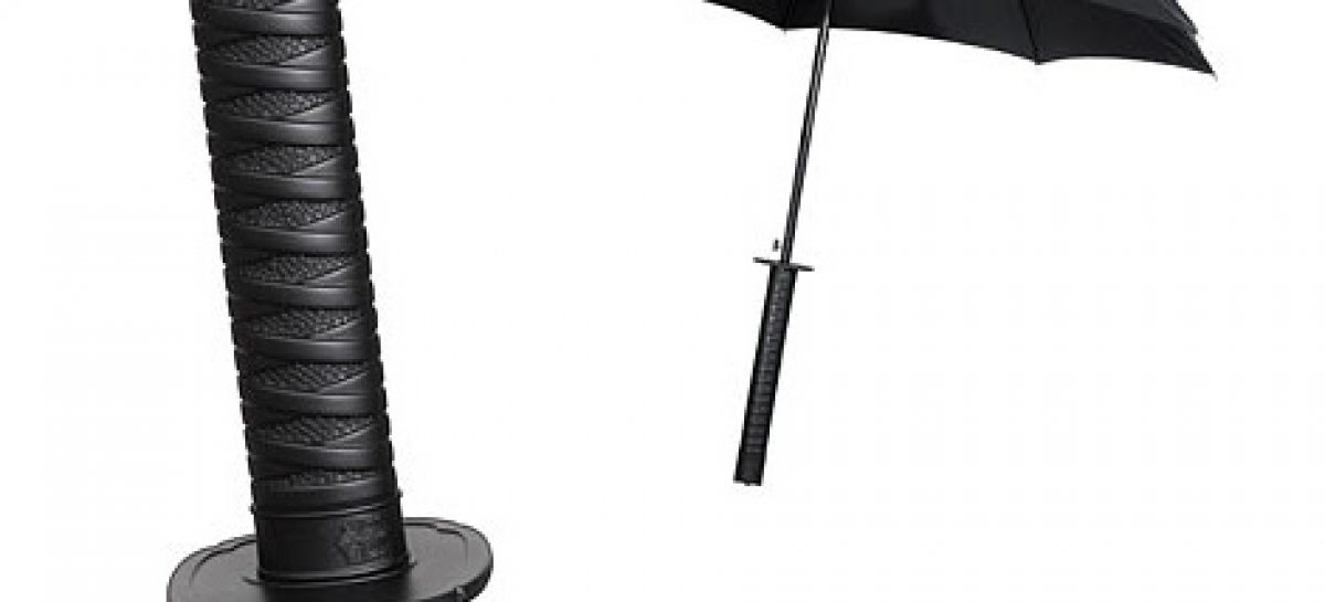 Regenschirm im Samurai Schwert Look