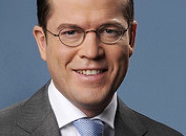 Karl-Theodor zu Guttenberg will ins Ausland ziehen