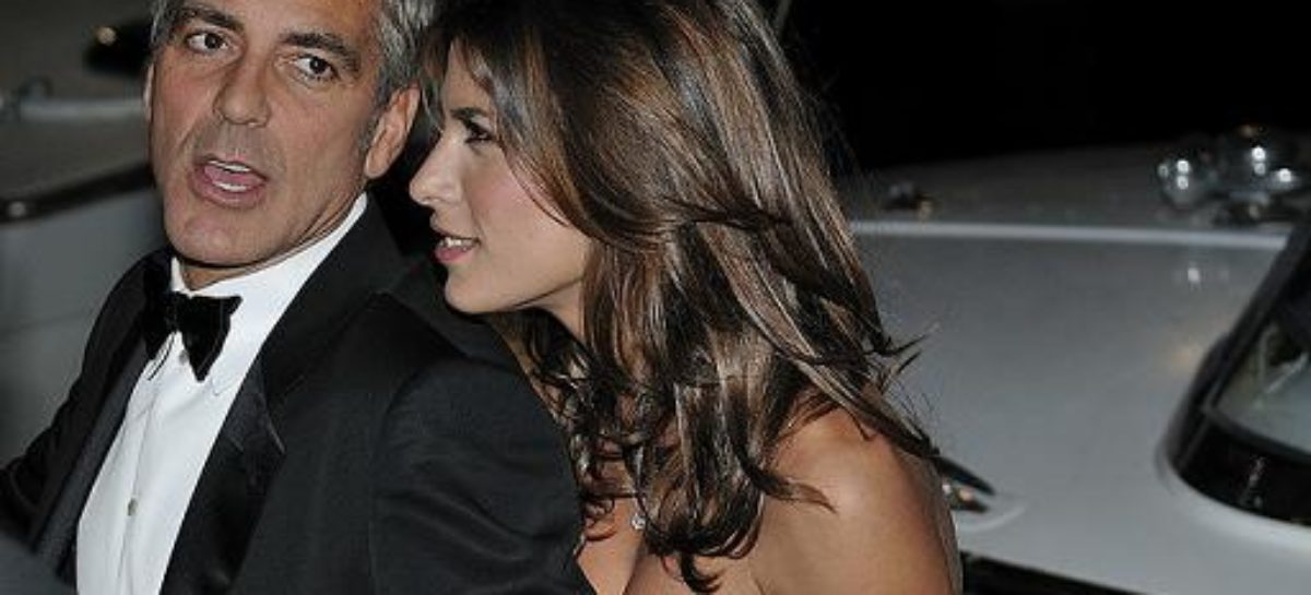 Elisabetta Canalis zieht in Rom um die Häuser