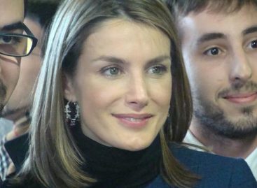 Letizia und Felipe zeigen sich so glücklich wie selten zuvor beobachtet wurde